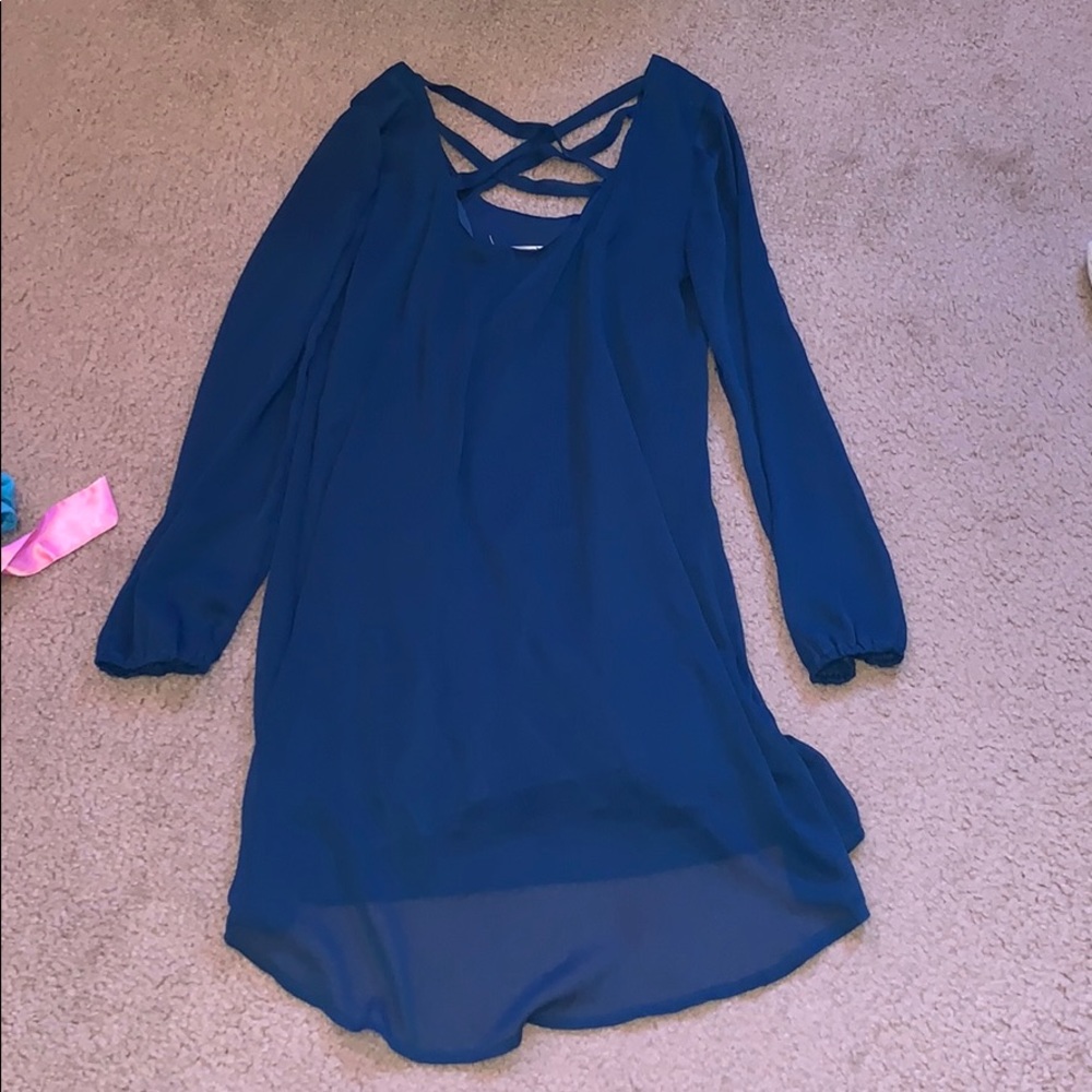 Dress - Picture 4 of 4